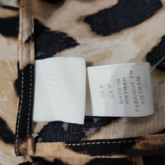 NWOT WOMENS H&M PRINT DRESS SIZE S - Picture 5 of 7